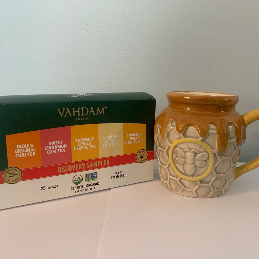 Vahdam India Tea & Honeybee Mug